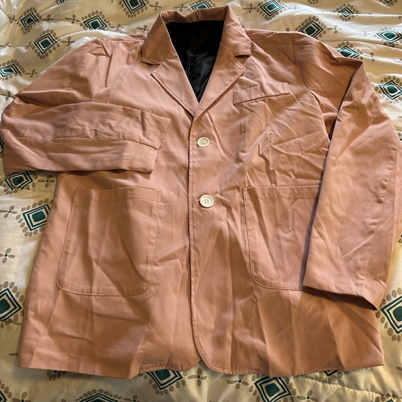 ❌SOLD❌ MENS PINK BLAZER - Picture 2 of 5